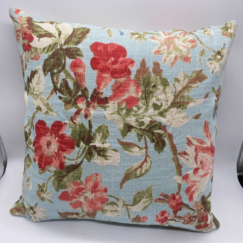 NEW Floral Pillow Covers Set (Insert not Included) Made in USA - Picture 9 of 9